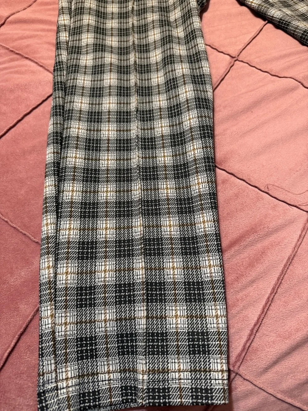 Soho Black and Gray Plaid Straight-Leg Pants - Picture 2 of 4